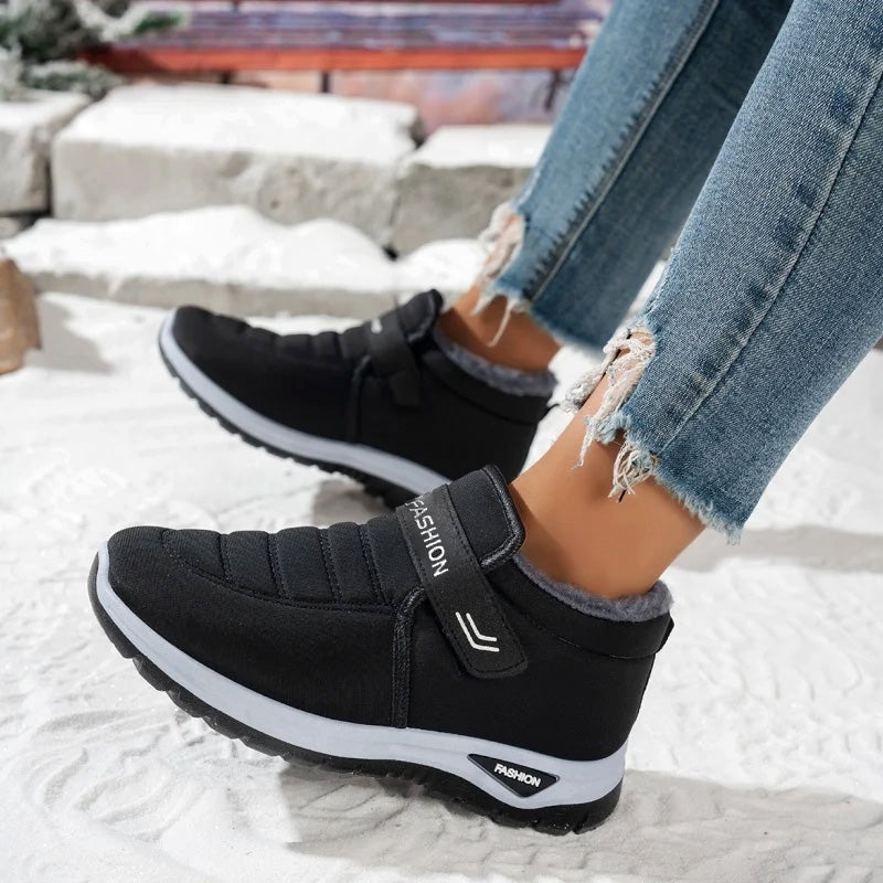 ❄️ Non-Slip Winter Warm Slip-On Sneakers | Cozy & Secure – Easy On/Off for Cold Days ✨