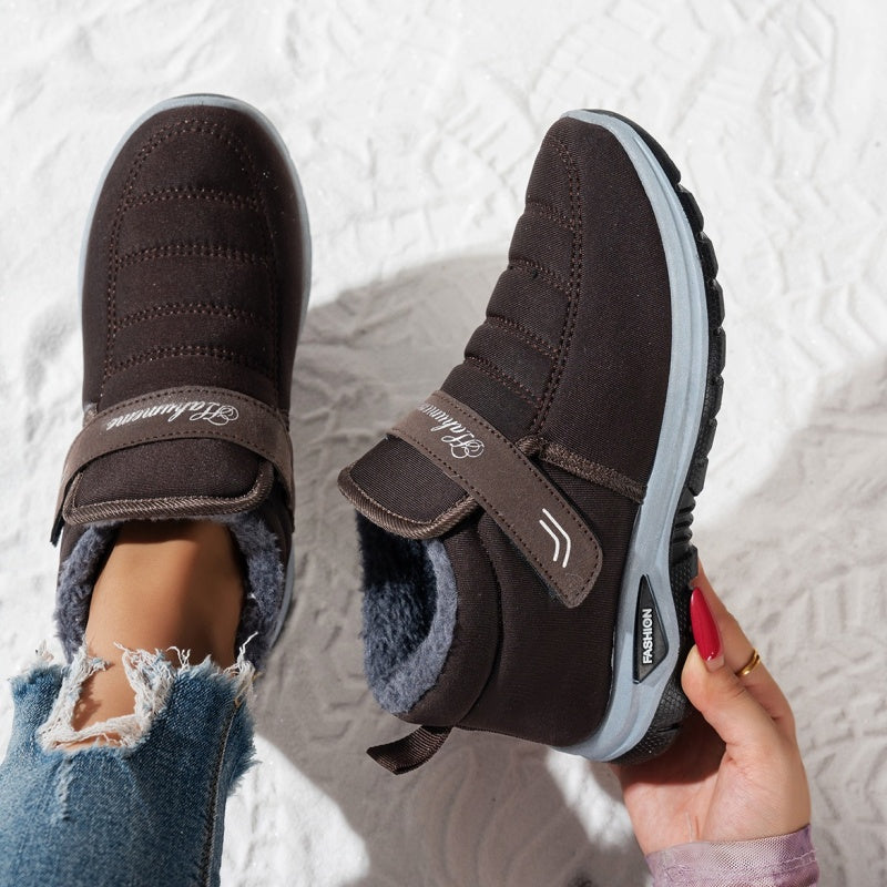 ❄️ Non-Slip Winter Warm Slip-On Sneakers | Cozy & Secure – Easy On/Off for Cold Days ✨